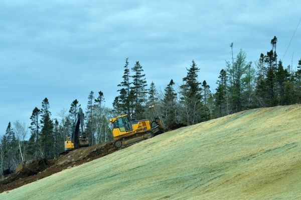 Hill Excavation in Puyallup