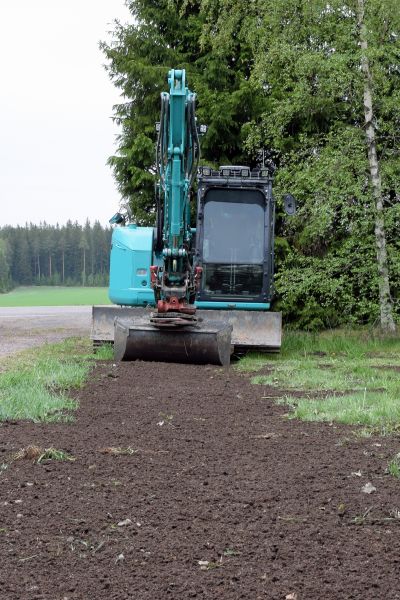 Backhoe Grading in Puyallup