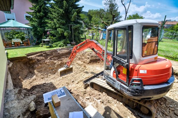 Crawlspace Digging in Puyallup
